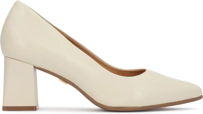 Kazar Leather pumps with a wide heel
