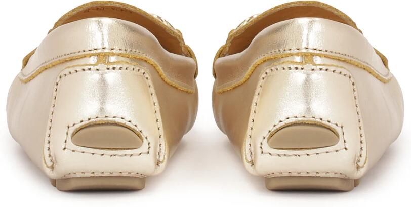 Kazar Gouden klassieke mocassins met metalen versiering