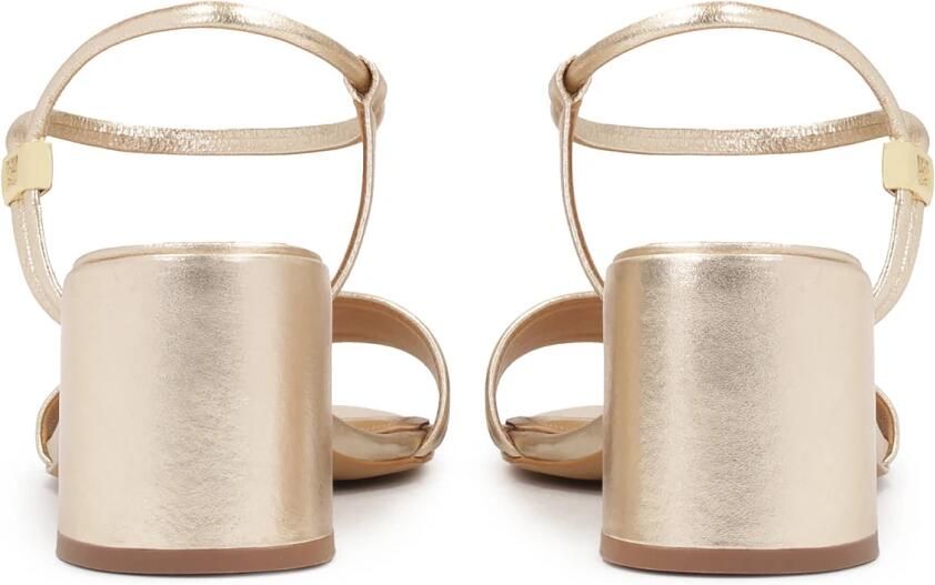 Kazar Gouden sandalen met unieke sluiting