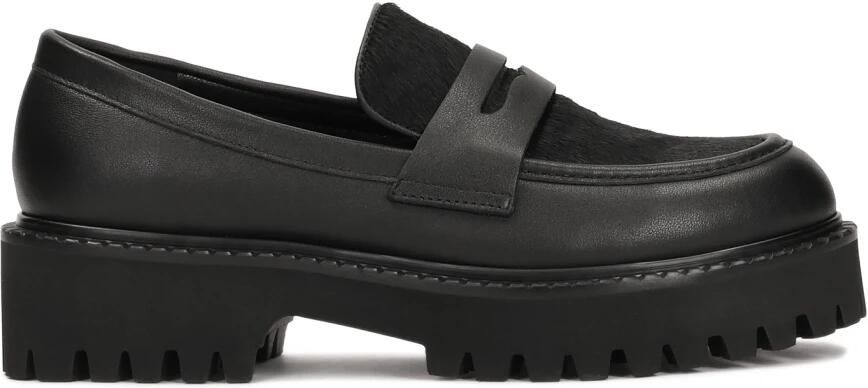 Kazar Halve instap schoen met natuurlijk haar.Dit product valt groot uit.