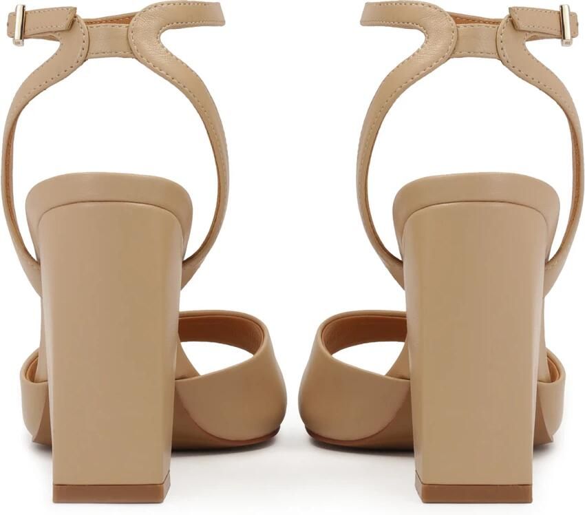 Kazar Klassieke beige sandalen op een paal