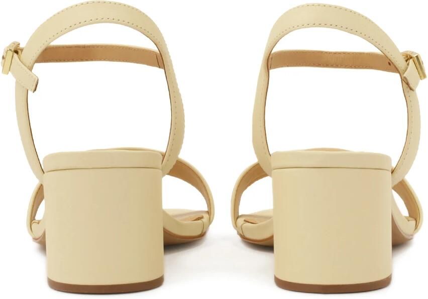 Kazar Klassieke crème sandalen op een lage paal