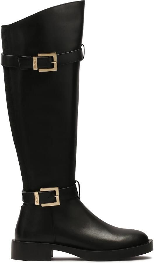 Kazar Klassieke zwarte laarzen versierd met gespen op de bovenkant.Dit product valt klein uit.