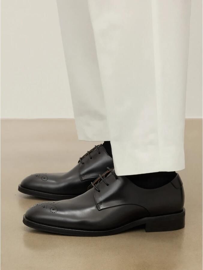 Kazar Black leather derby with openwork brogue embellishment - Foto 2