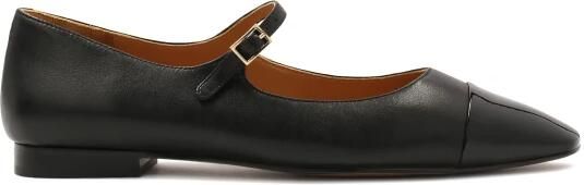 Kazar Leren platte pumps met gelakte neuzen