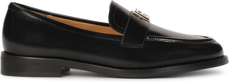 Kazar Lichtgewicht instapschoenen met sieradenversiering.Dit product valt groot uit.