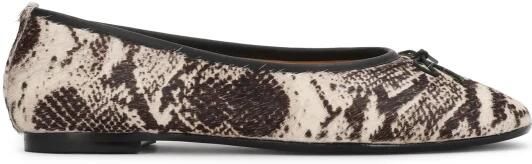 Kazar Marve Ballerina's