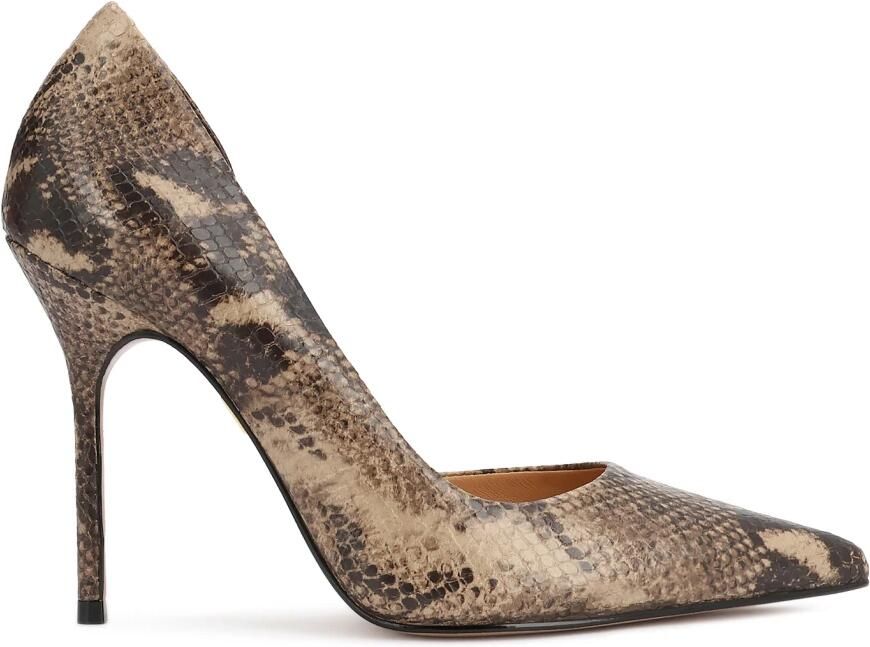 Kazar Pumps
