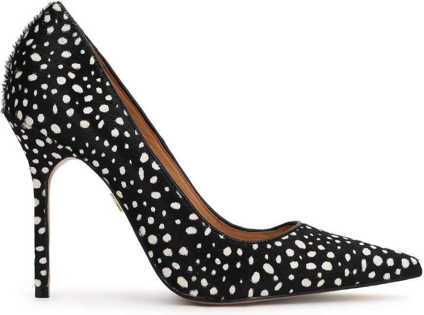 Kazar Pumps