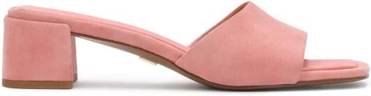 Kazar Roze muiltjes op een hak