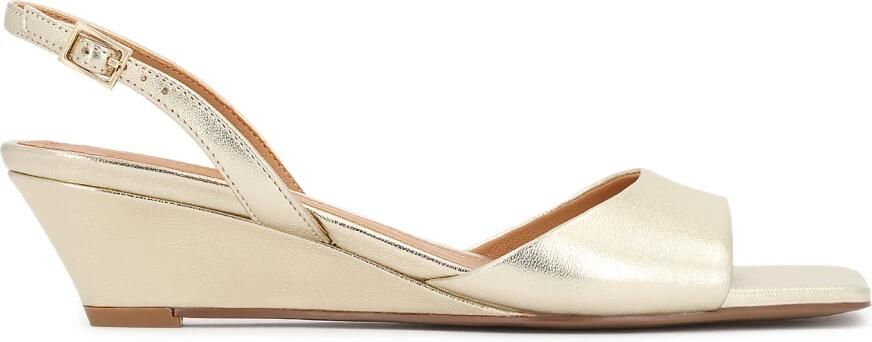 Kazar Gold sandals on a low heel in natural leather