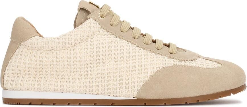 Kazar Sneakers gemaakt van natuurlijke materialen met een subtiele textuur