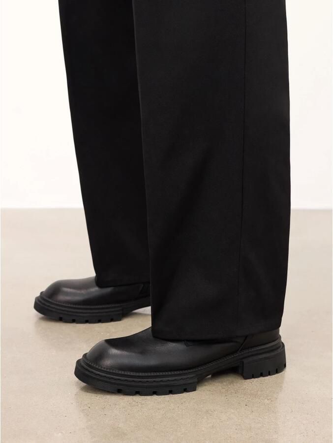 Kazar Veterboots in militaire stijl