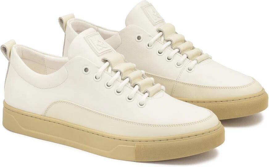 Kazar Witte leren sneakers op een beige zool - Foto 4