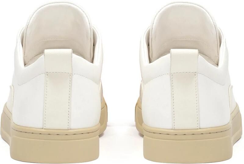 Kazar Witte leren sneakers op een beige zool - Foto 5