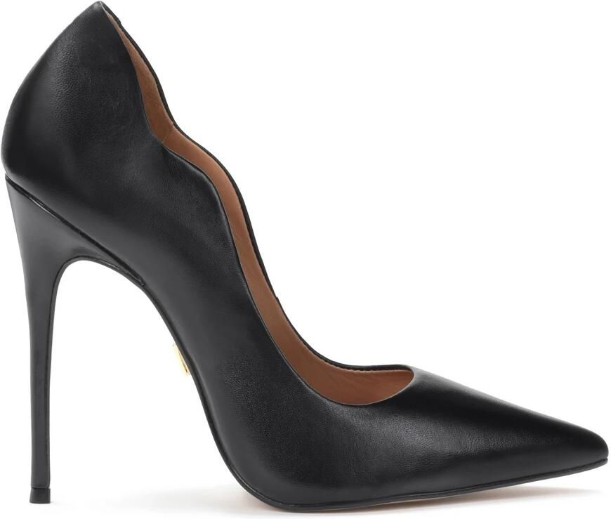 Kazar Zwarte golvende hoge hakken pumps.Dit product valt groot uit.