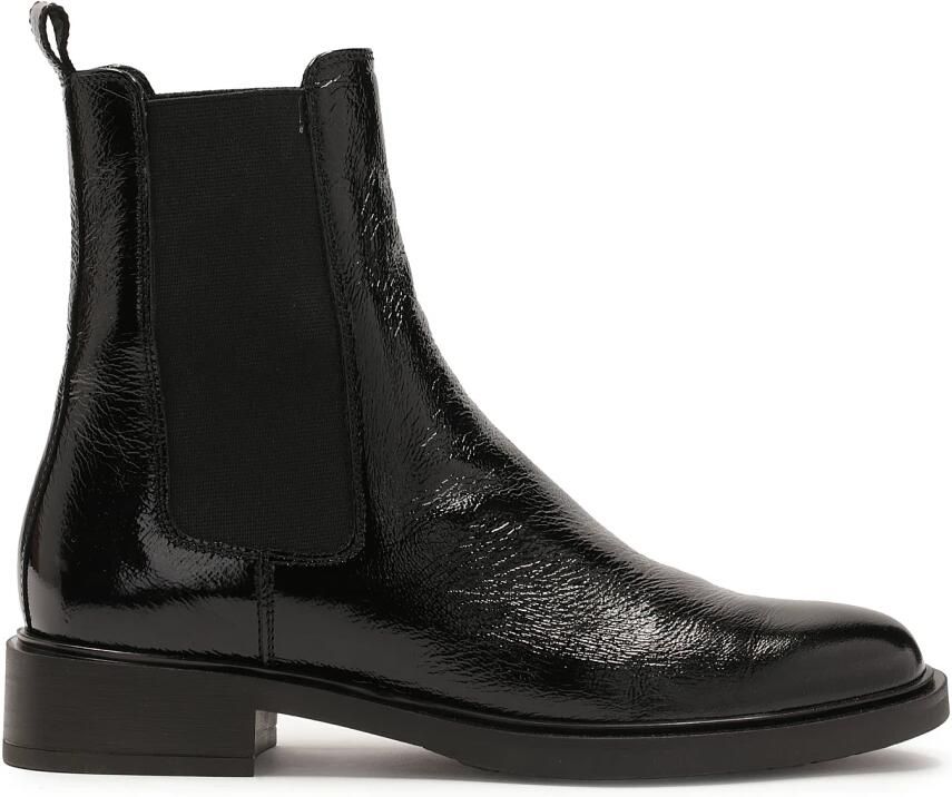 Kazar Zwarte kreukel-effect pantoffels.Dit product valt groot uit.