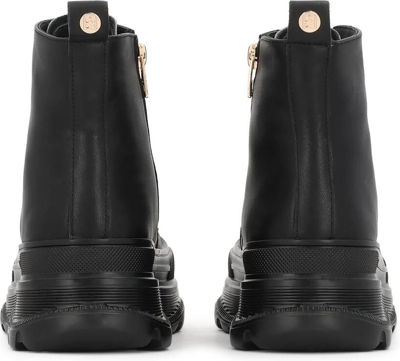 Kazar Zwarte laarzen op een sportzool