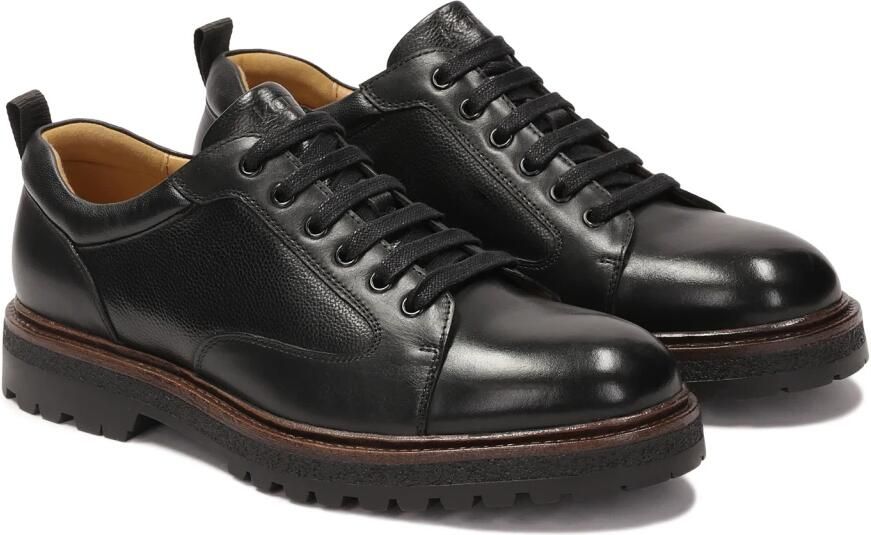 Kazar Zwarte leren halfhoge schoenen met een opvallende zool.Dit product valt groot uit. - Foto 3