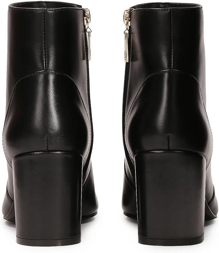 Kazar Zwarte leren laarzen op een paal