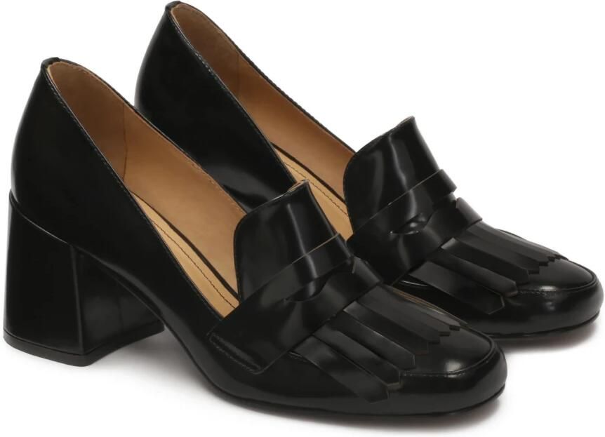 Kazar Zwarte pumps met kwastjes en een brede hak