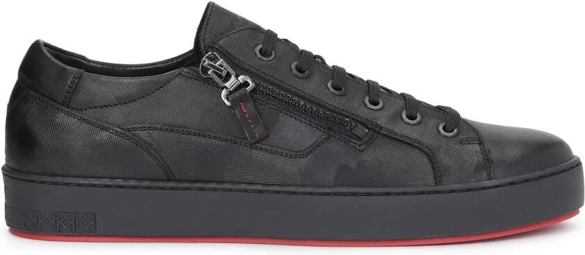 Kazar Zwarte sneakers voor heren.Dit product valt groot uit.