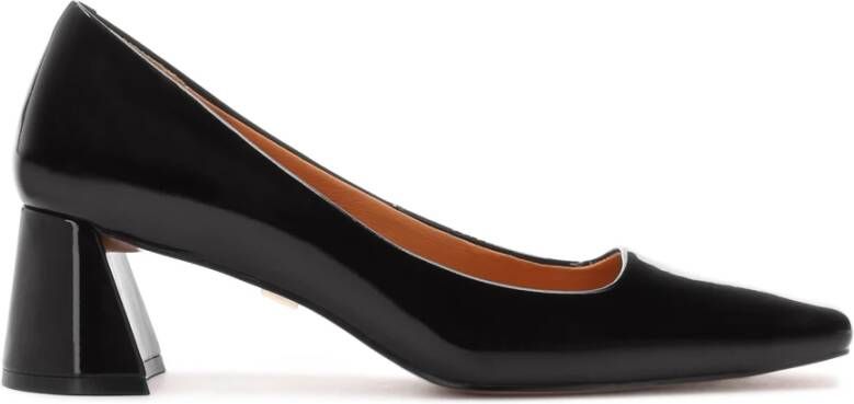Kazar Lakleren pumps met vierkante neus