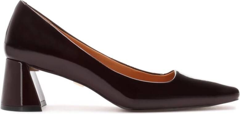 Kazar Maroon gelakte pumps