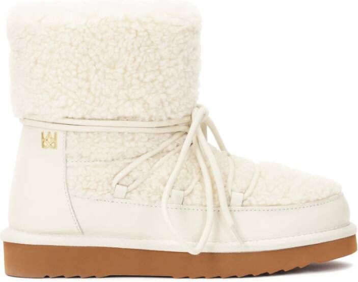 Kazar Roomwitte sneeuwlaarzen op een bruine zool Beige Dames
