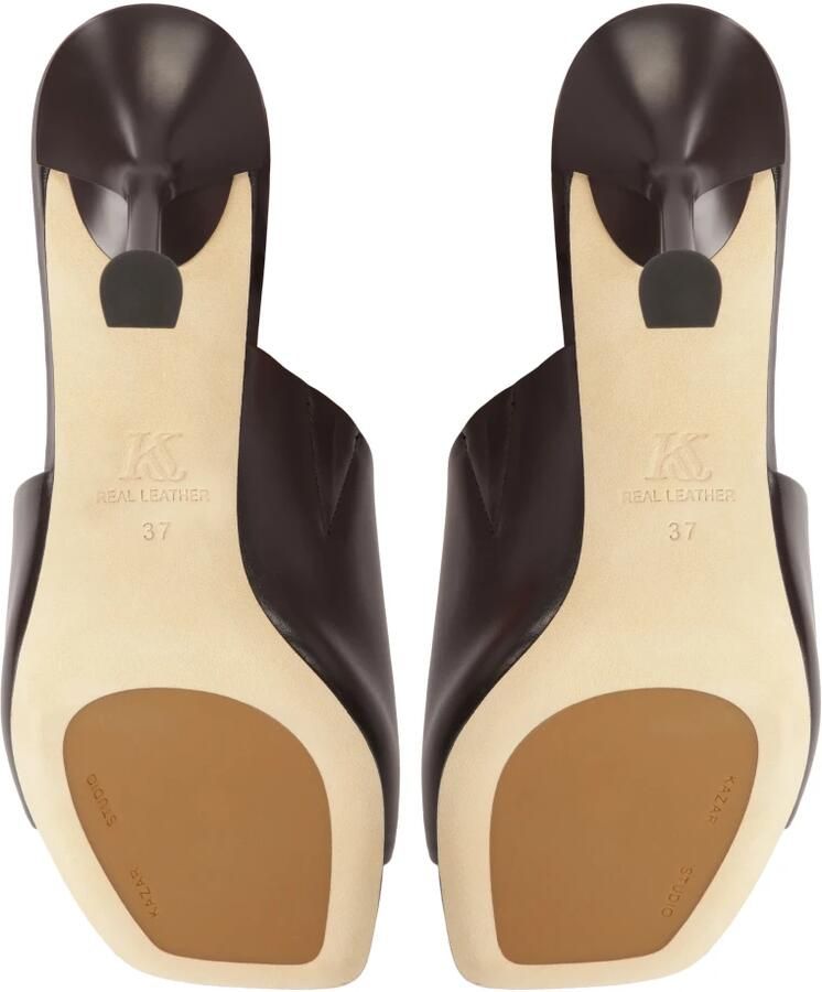 Kazar Studio Donkerbruine flip-flops met een cuphak - Foto 2