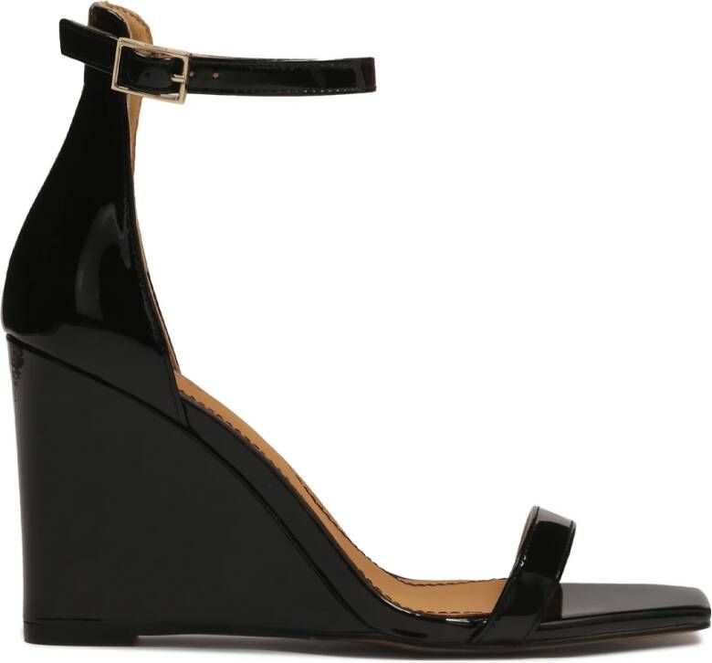 Kazar Zwarte gelakte sandalen op een hak