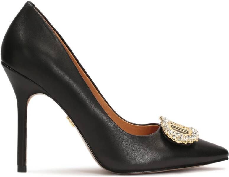 Kazar Zwarte leren pumps met een sieradenversiering