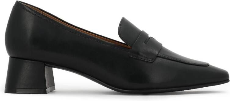 Kazar Zwarte pumps met een brede lage hak