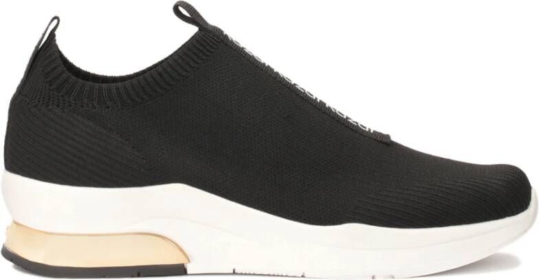 Kazar Zwarte sneakers met elastische slip-on bovenwerk