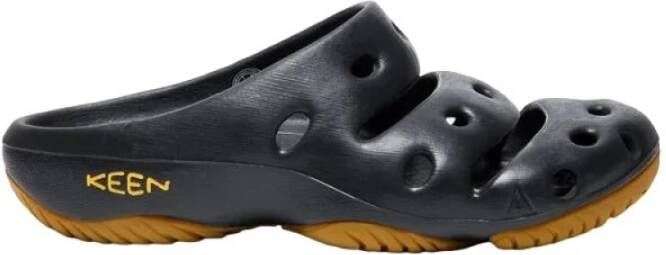 Keen Yogui Black Sandals