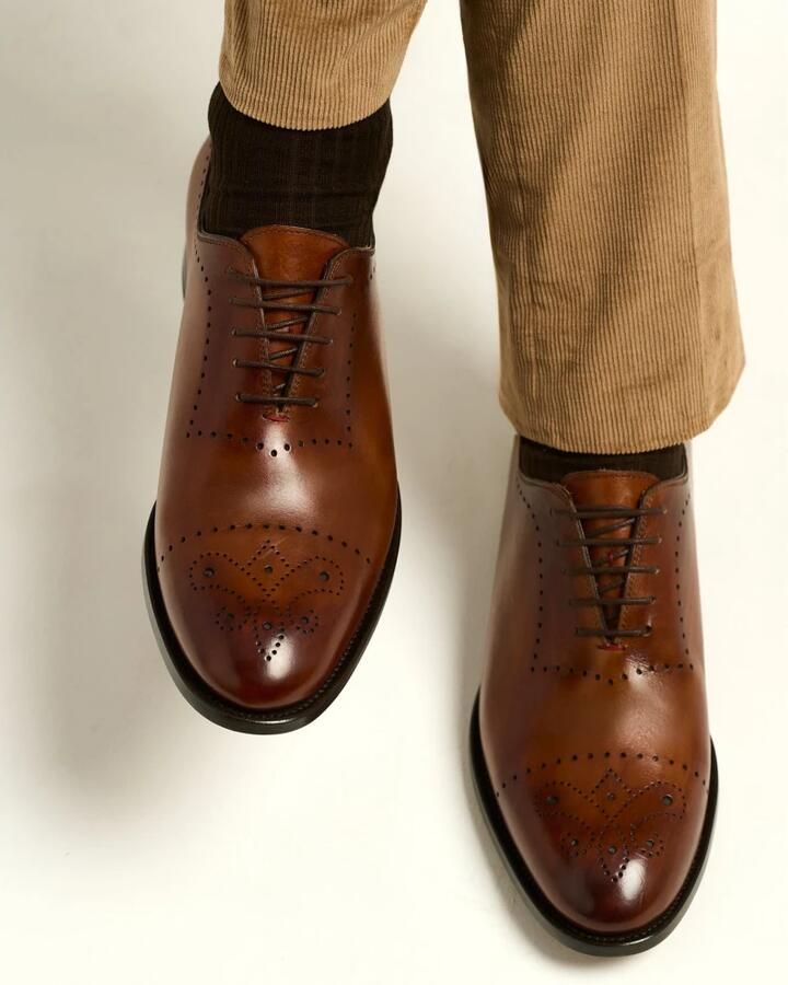 Kiton Met de hand vervaardigde Antiek Calfskin Oxford Schoen