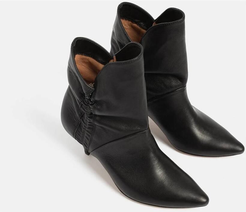 L37 Laarsjes met hak