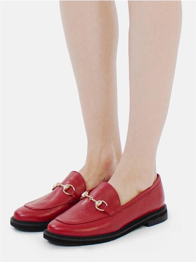 L37 Loafers