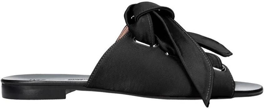 L37 Sliders
