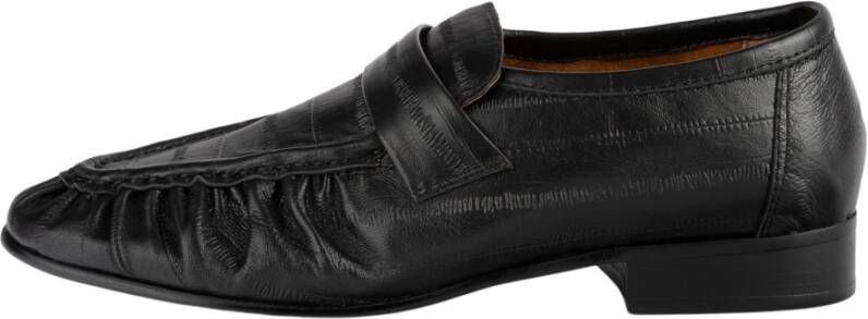 L37 Loafers