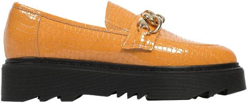 L37 Loafers