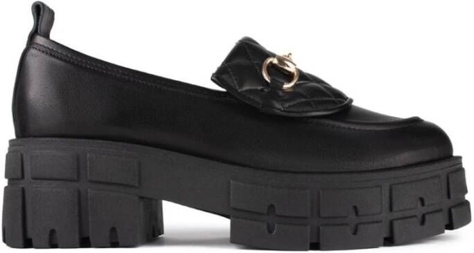 L37 Loafers