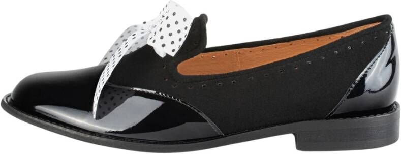 L37 Loafers