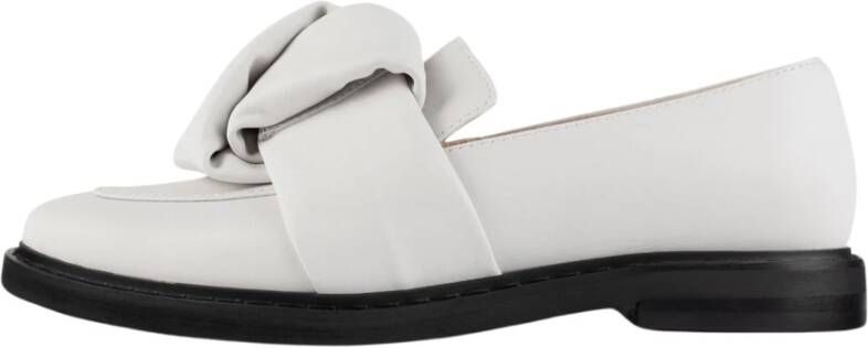 L37 Loafers