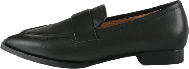 L37 Loafers