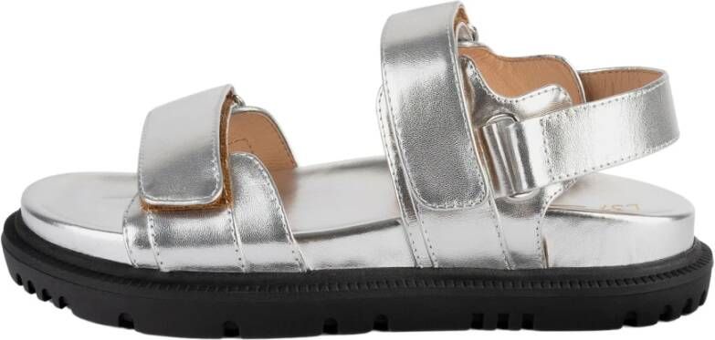 L37 Platte sandalen