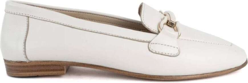 La Conte Beige Klassieke Loafers voor Vrouwen