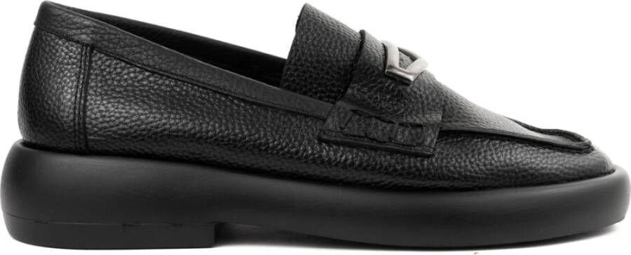 La Conte Zwarte Gesloten Loafers voor Vrouwen