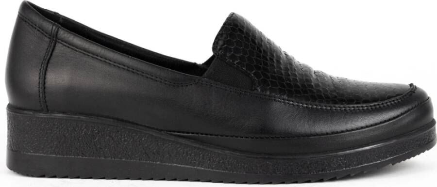 La Conte Zwarte Gesloten Loafers voor Vrouwen