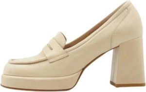 Laura Bellariva Verhoog je stijl met deze leren platformmocassins voor dames Beige Dames